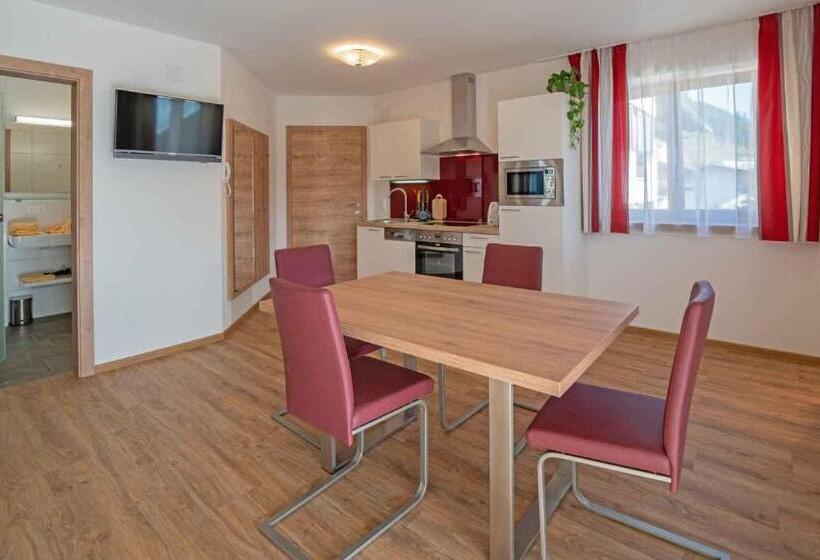 2 Bedrooms Apartment Lake View, Haus Schluder   Familie Stanitzer
