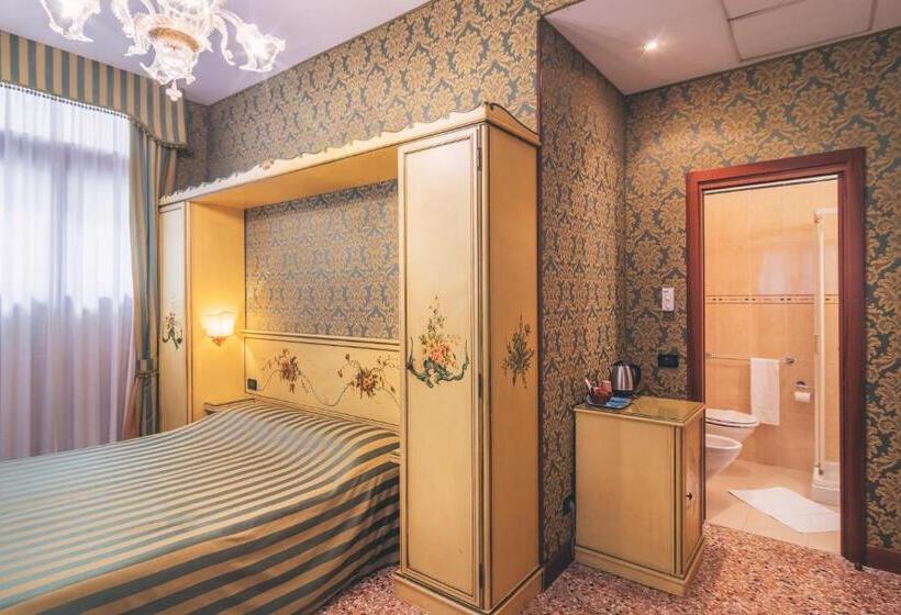 اتاق استاندارد, Al Malcanton