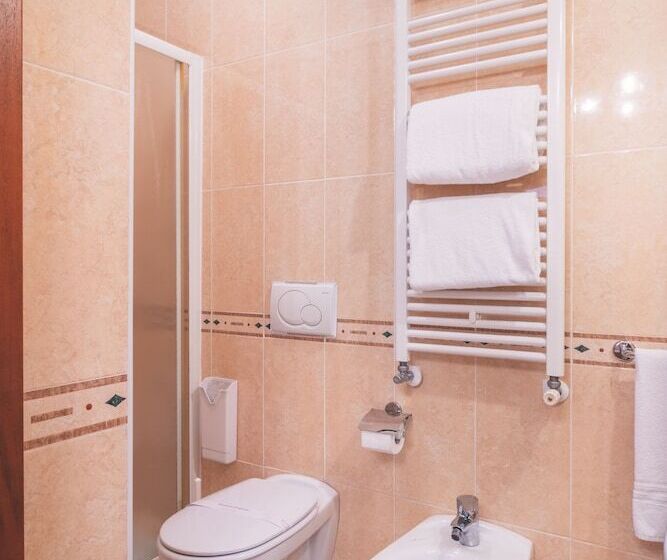 اتاق استاندارد, Al Malcanton