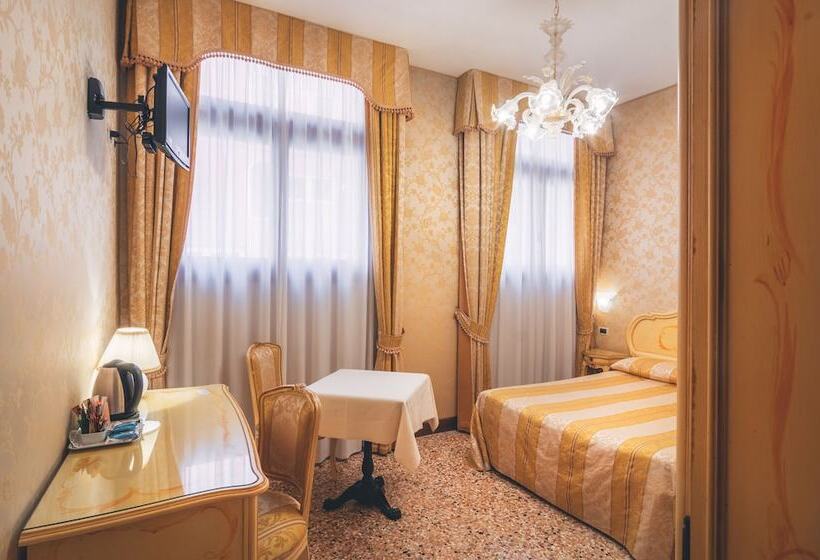 اتاق استاندارد, Al Malcanton