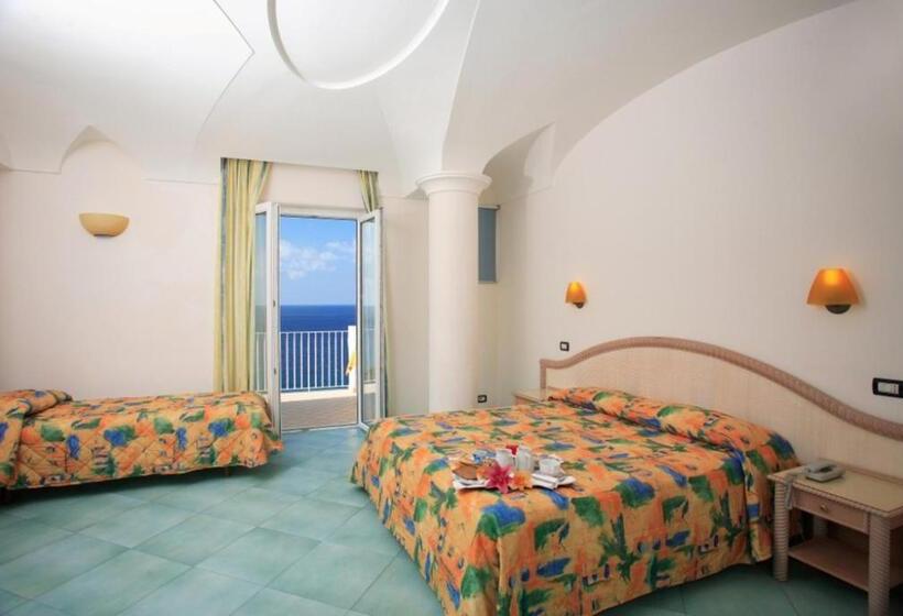 Triple Room Sea View, Albatros