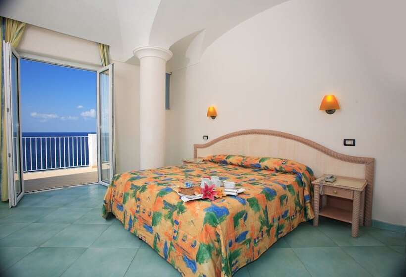 Triple Room Sea View, Albatros