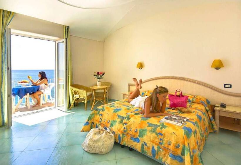 Triple Room Sea View, Albatros