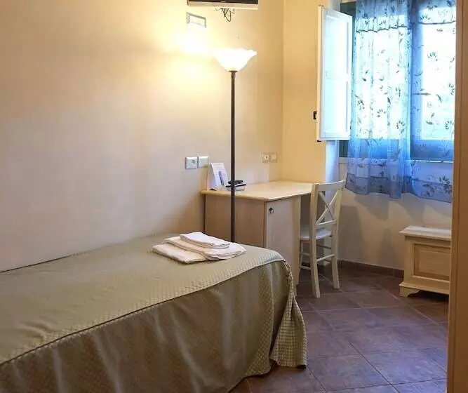 Standard Yhden Hengen Huone, Baglio Dello Zingaro