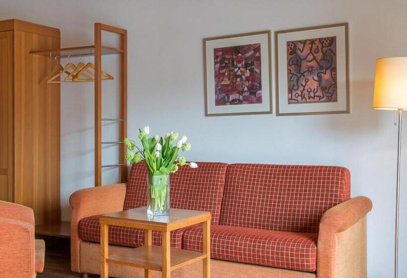 חדר סופריור עם מרפסת, Blitzburg