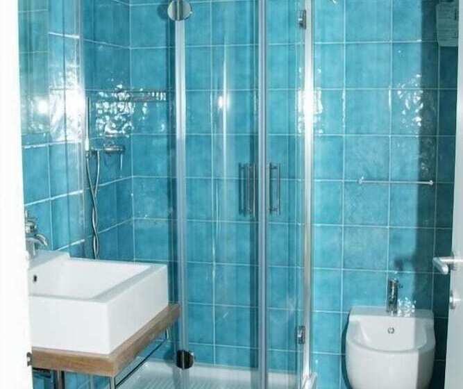 חדר קומפורט, Dante