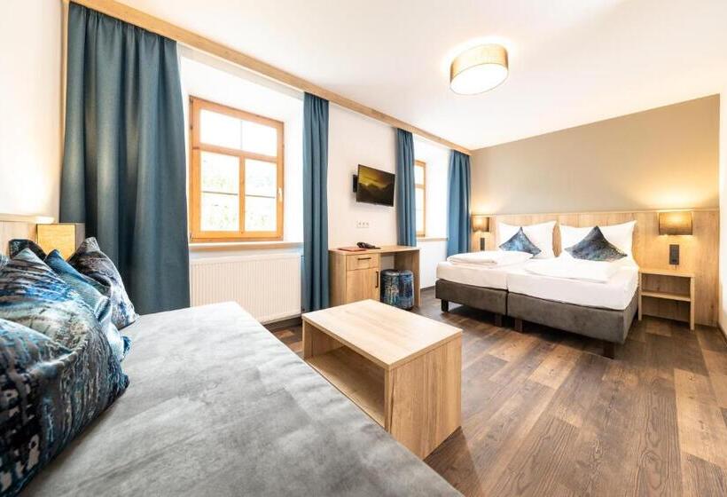 Quarto Familiar, Heitzmann