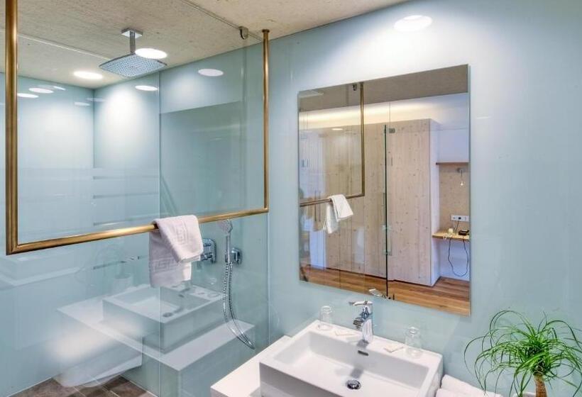 اتاق استاندارد, Hinteregger