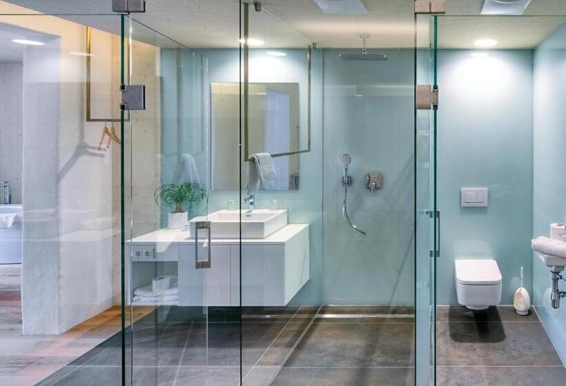 آپارتمان 1 خوابه, Hinteregger