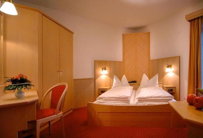 חדר סטנדרט, Millanderhof