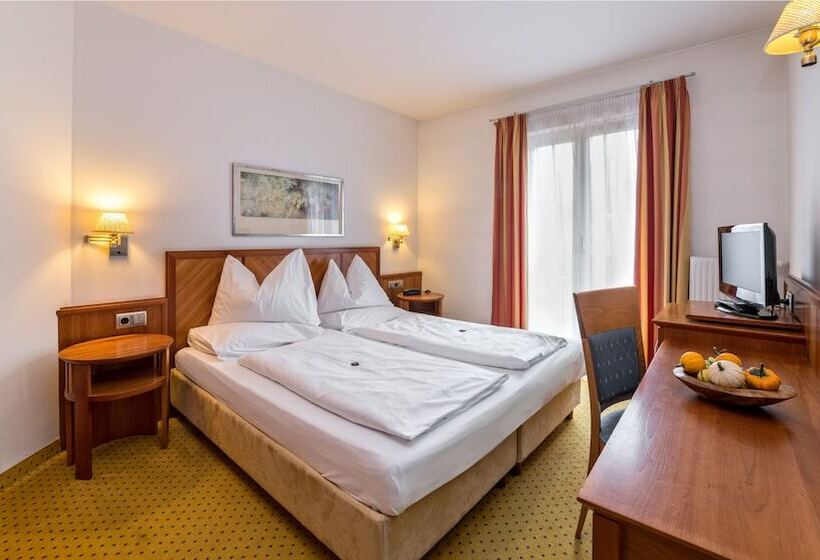 חדר סטנדרט, Millanderhof