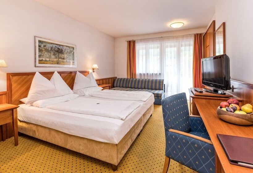 חדר סופריור, Millanderhof