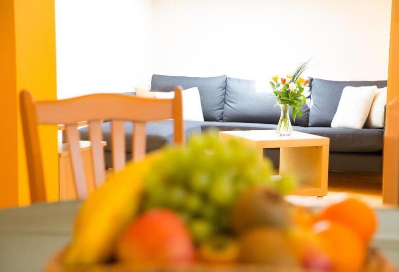 수피리어 주니어 스위트, Moserwirt