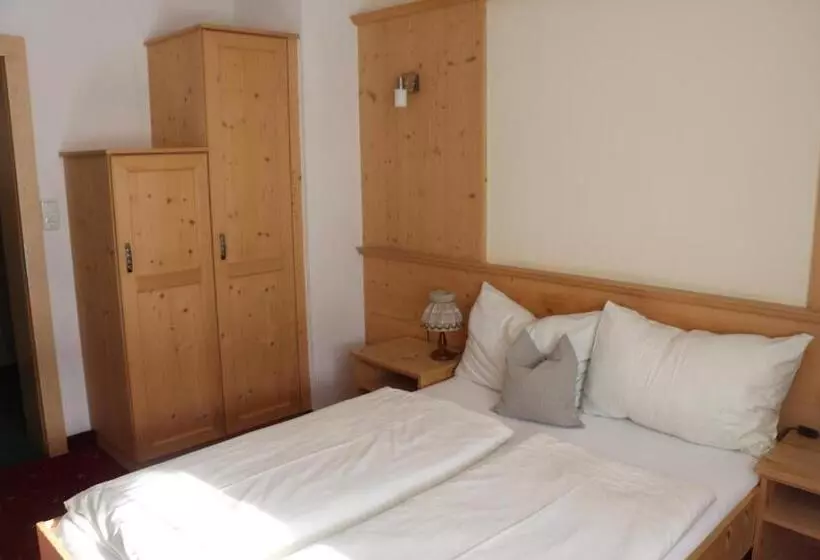 Habitación Estàndard Individual, Pension Singer