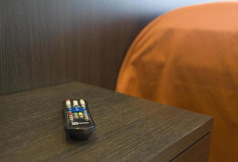 غرفة قياسية, Sharing