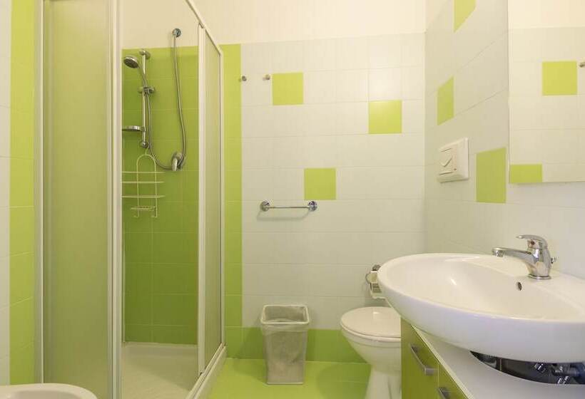 غرفة قياسية, Sharing