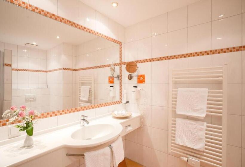 غرفة قياسية فردية مزودة بشُرفة, Landhaus Grünau