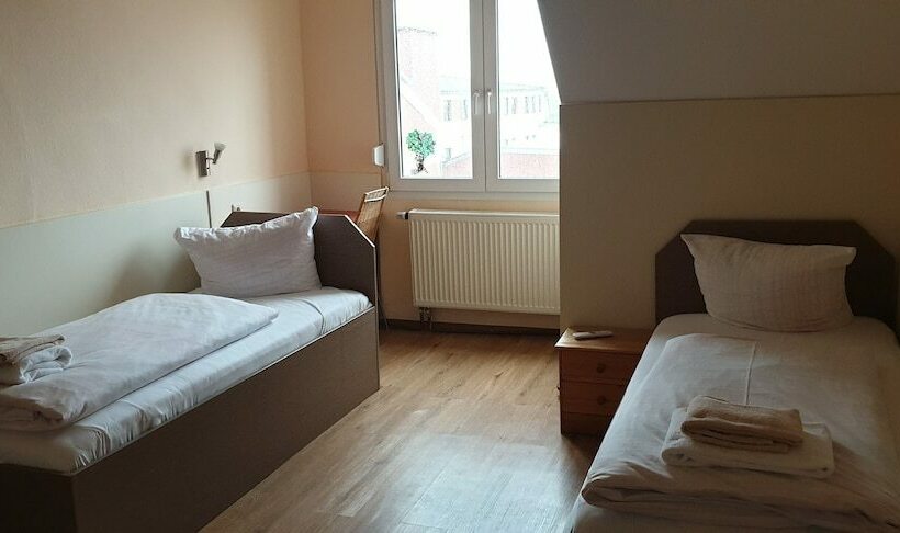 标准间, Pension Im Bett