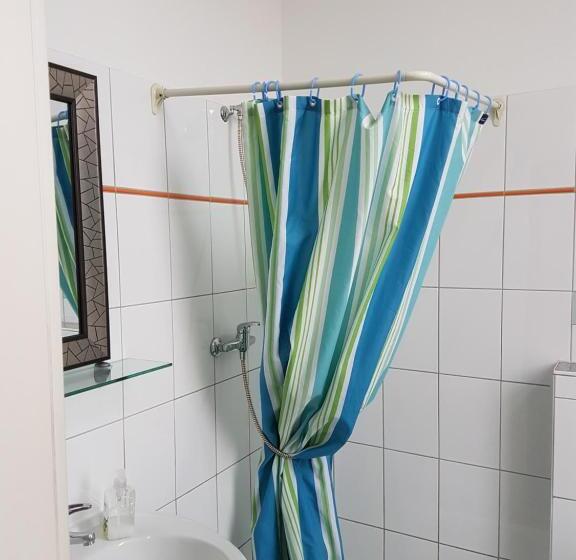 标准间, Pension Im Bett