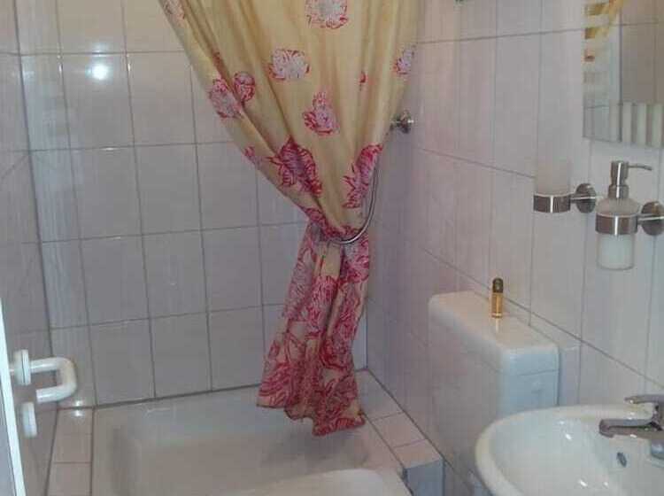 标准间, Pension Im Bett