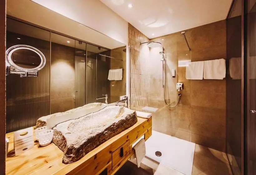 デラックススイート, Gourmet Boutique Hotel Tanzer