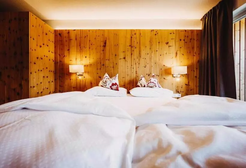 デラックススイート, Gourmet Boutique Hotel Tanzer