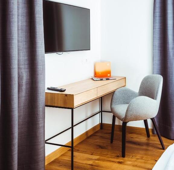 جناح ديلوكس, Gourmet   Boutique Hotel Tanzer