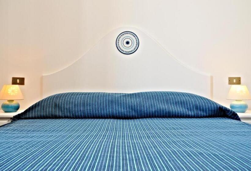 חדר סטנדרט עם טרסה, Agugliastra