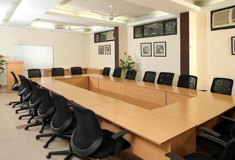 غرفة ديلوكس, Ahuja Residency Parklane, Gurgaon