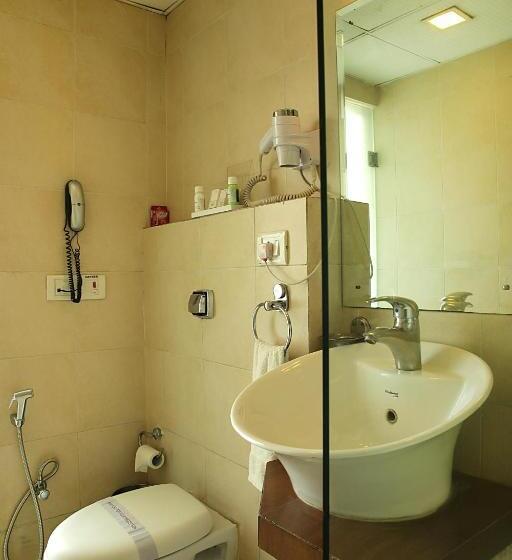 جناح إدارى, Ahuja Residency Parklane, Gurgaon