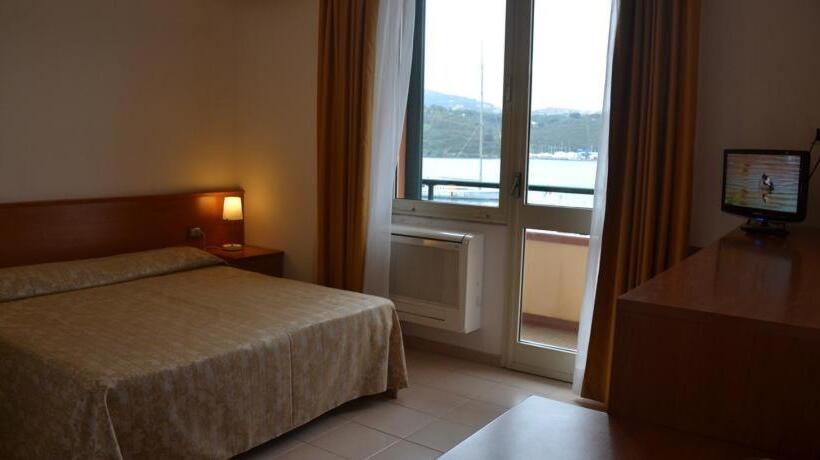 Номер Стандарт Вид на Море, Belmare