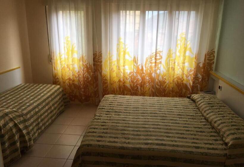 Номер Стандарт Трехместный, Belmare