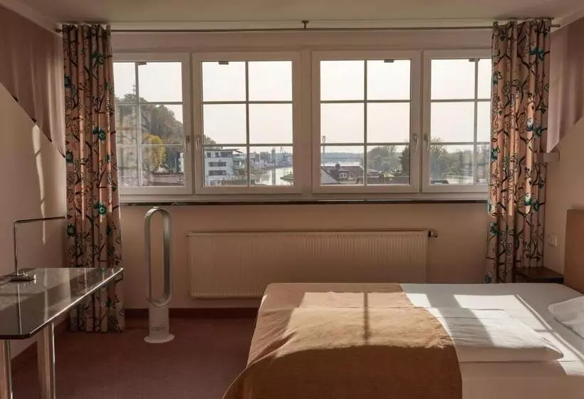 スタンダードシングルルーム, Donauhof