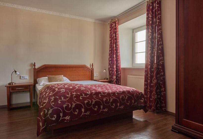 Номер Стандарт Индивидуальный, Donauhof