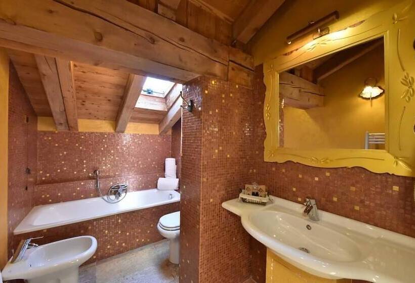 スーペリアールーム, La Rouja