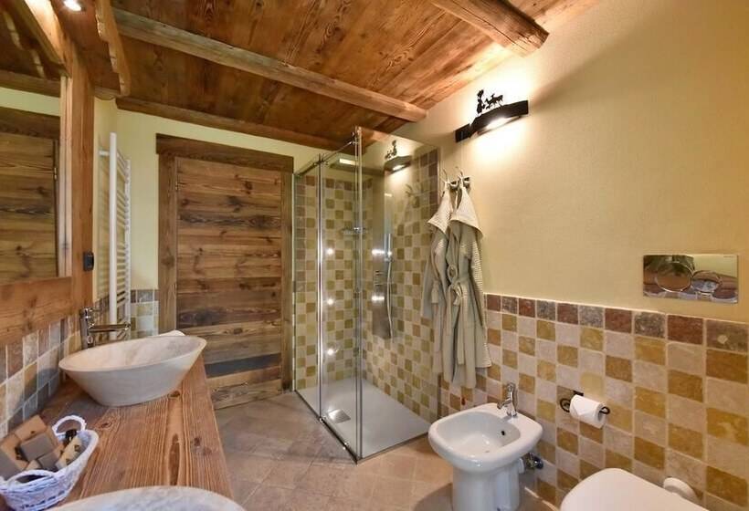 スーペリアールーム, La Rouja