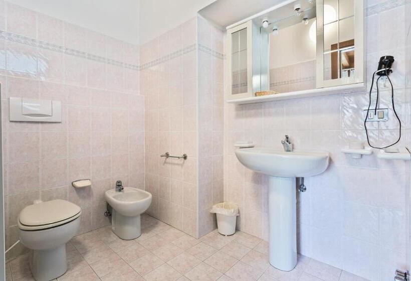 חדר סטנדרט, Lido