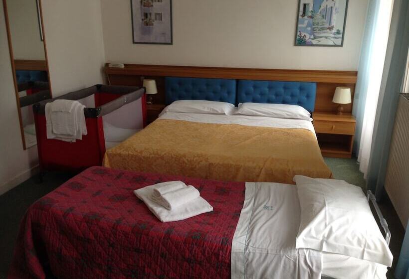 חדר סטנדרט לשלושה, Lido