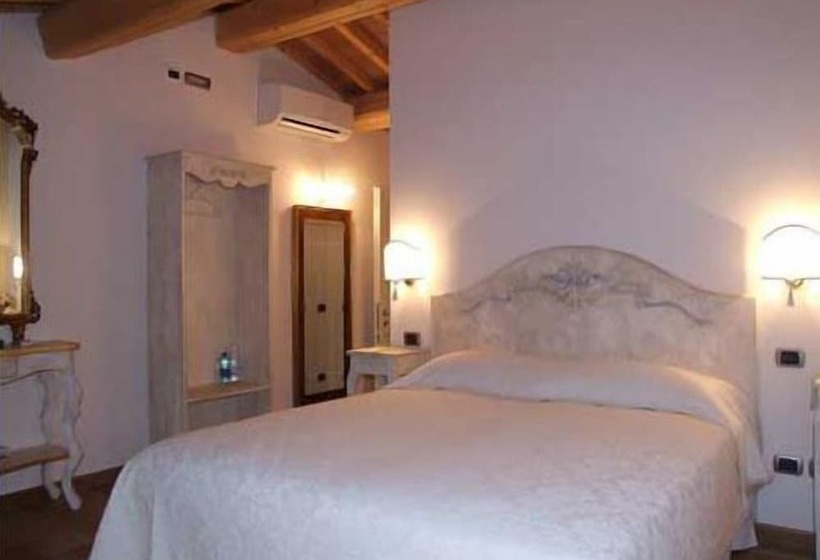 Номер Стандарт, Locanda Lo Scudo