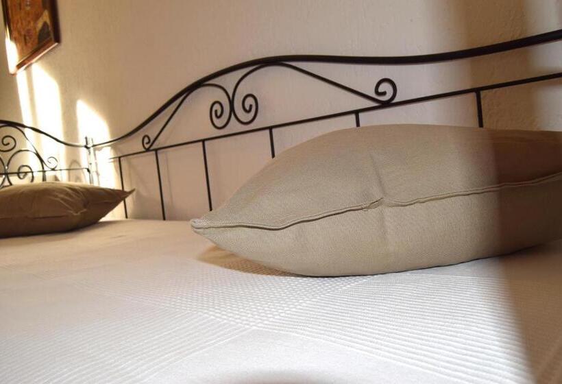 شقة غرفة واحدة, Residence Segattini