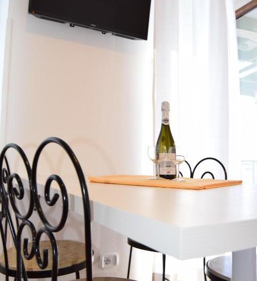 شقة غرفة واحدة, Residence Segattini