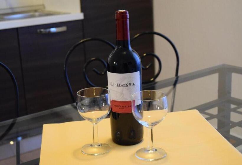 شقة غرفتين, Residence Segattini