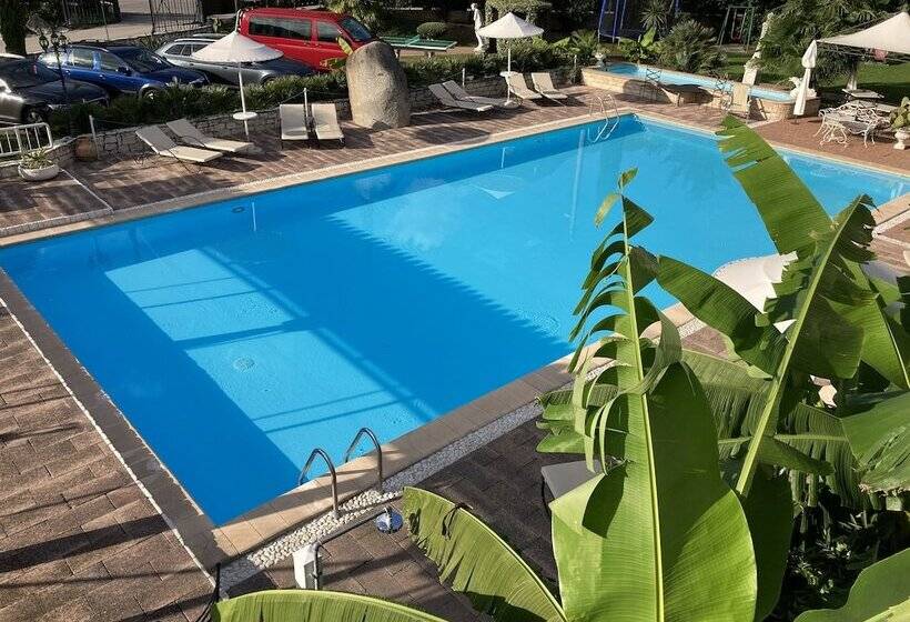 3침실 듀플렉스 아파트, Residence Segattini