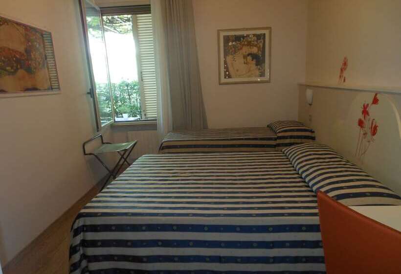 اتاق استاندارد سه نفره, Stipino