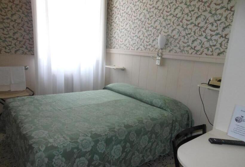 Standard room with outdoor bath, Stipino