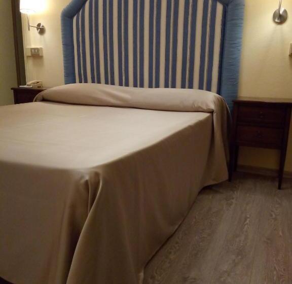 اتاق استاندارد, Stipino