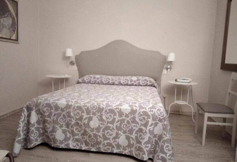 اتاق استاندارد, Stipino