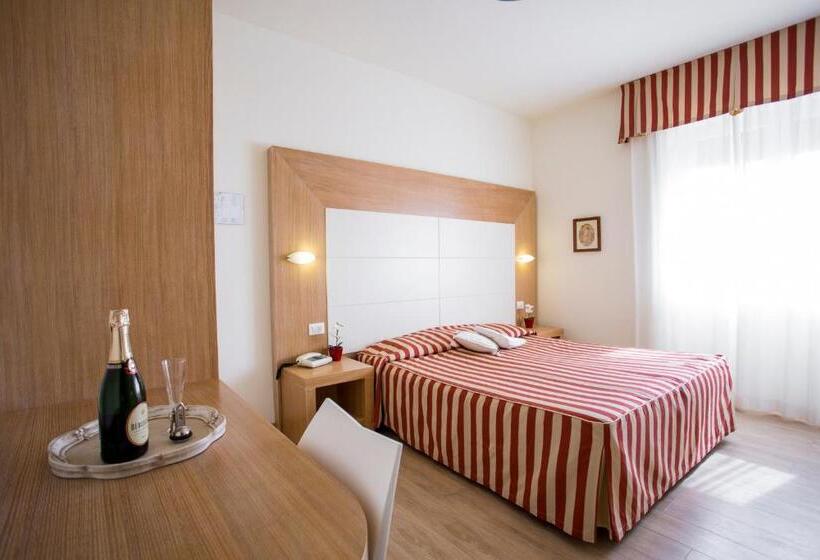 スタンダードルーム, Sylvia