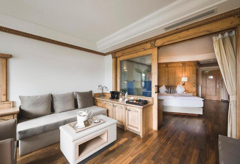 발코니가 있는 스위트, Weinegg Wellviva Resort