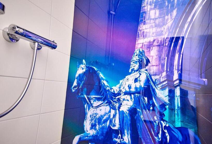 מיטה בחדר משותף, Djh Jugendgästehaus Adolph Kolping